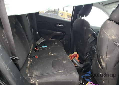 2020 Jeep Cherokee Latitude z USA, uszkodzony, nr VIN 1C4PJMCBXLD548973